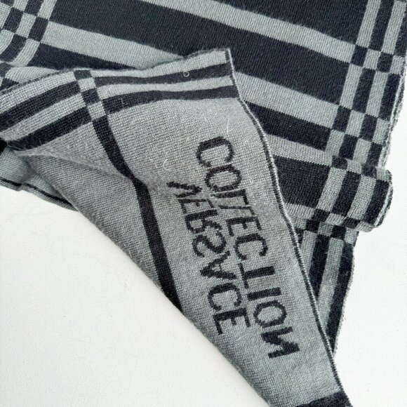 Versace Collection Reversible Wool Blend Grey Geometric Print Scarf - Picture 6 of 10